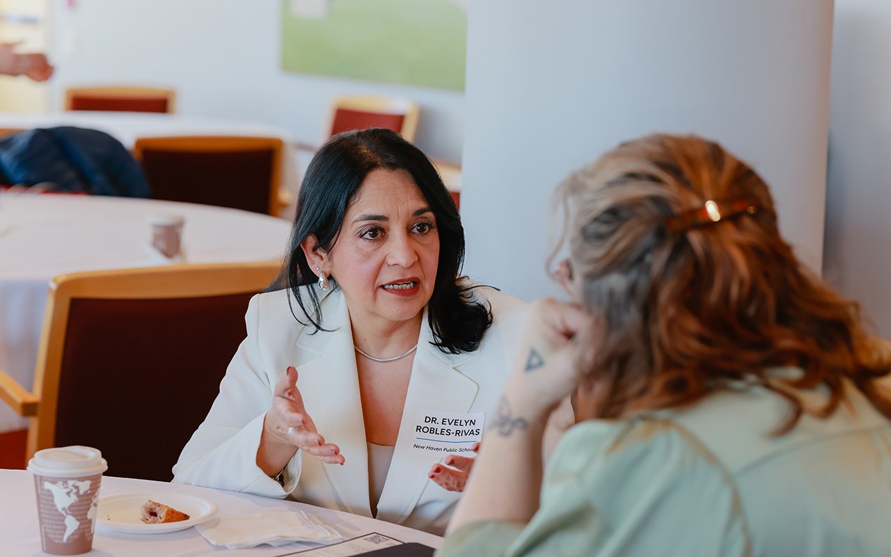 Evelyn Robles-Rivas speaks with Erika Haynes at the 2025 State of the Student Conference